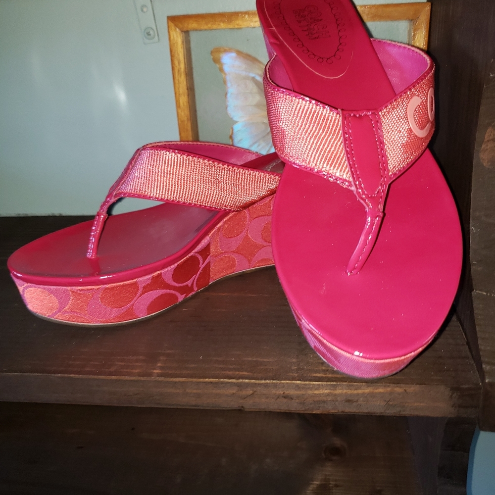Coach Poppy Cammie Signature C Wedge Sandal 7) - Picture 3 of 8